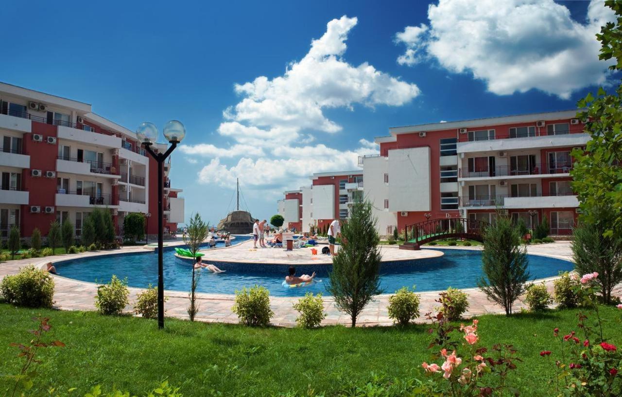 Privilege Fort Beach - Sea Viev Premium Apartments Elenite Dış mekan fotoğraf